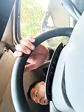 Snapshot of Frank0021 chatting on October 2025 08:50:01 PM Frank0021 online show from October 2025 08:50:01 PM