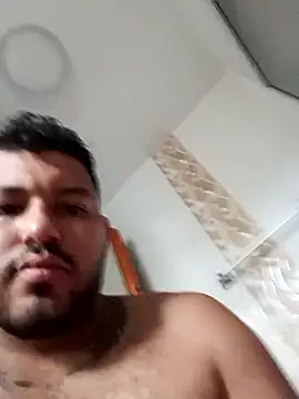 Snapshot of Frank0021 chatting on October 2025 12:07:01 PM Frank0021 online show from October 2025 12:07:01 PM