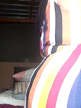 Moretl online show from October 2025 06:18:02 PM