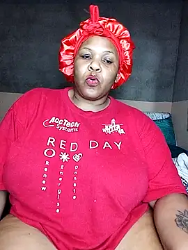 Moretl online show from November 2025 08:41:02 PM