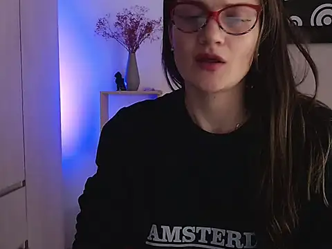 Camila-ventura online show from October 2025 02:23:01 AM