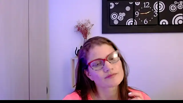 Camila-ventura online show from February 2026 07:35:02 PM