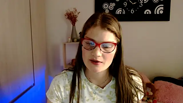 Camila-ventura online show from February 2026 07:43:01 PM