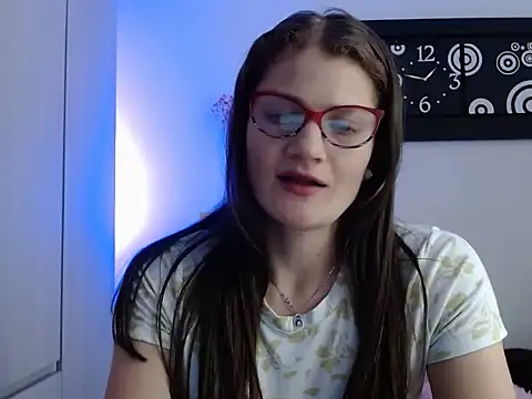 Camila-ventura online show from September 2025 06:47:02 PM