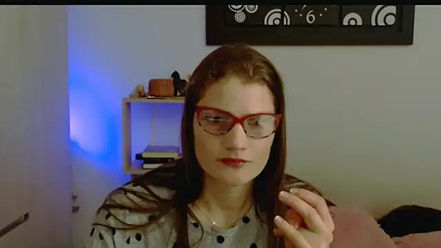 Snapshot of Camila-ventura chatting on May 2026 12:24:01 PM Camila-ventura online show from May 2026 12:24:01 PM