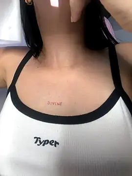 lucy grey25 online show from November 2025 07:07:02 PM