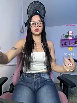 Snapshot of lucy_grey25 chatting on June 2026 07:55:01 PM lucy grey25 online show from June 2026 07:55:01 PM