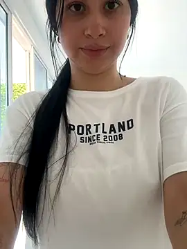 lucy grey25 online show from November 2025 05:27:01 PM