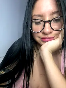 lucy grey25 online show from November 2025 09:18:02 PM