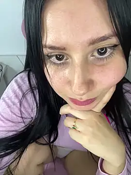 lucy grey25 online show from March 2026 09:19:01 PM