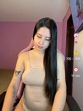 Snapshot of lucy_grey25 chatting on June 2026 04:38:01 PM lucy grey25 online show from June 2026 04:38:01 PM
