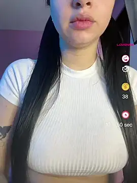 Snapshot of lucy_grey25 chatting on July 2026 04:39:02 PM lucy grey25 online show from July 2026 04:39:02 PM