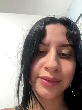 lucy grey25 online show from December 2025 02:00:01 AM