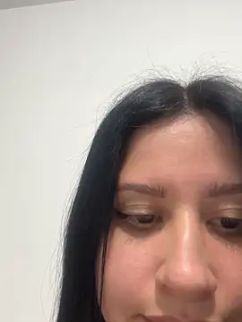 lucy grey25 online show from November 2025 02:25:01 AM