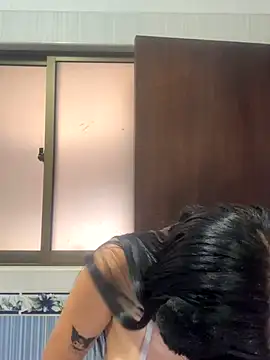 lucy grey25 online show from November 2025 05:46:02 PM