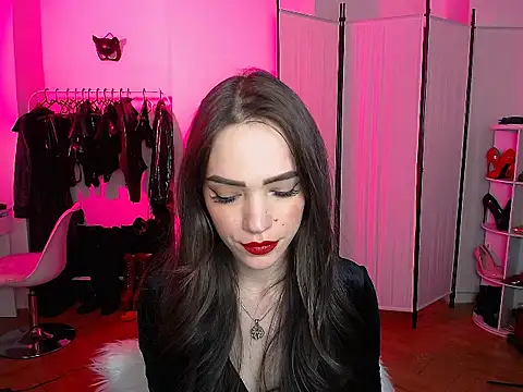 AlienaMoore online show from March 2026 04:59:01 PM