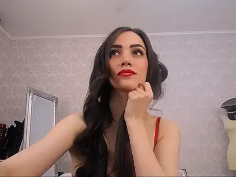 AlienaMoore online show from October 2025 06:42:01 PM