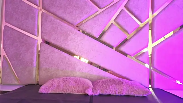 Zafiro claire online show from February 2026 07:58:02 PM