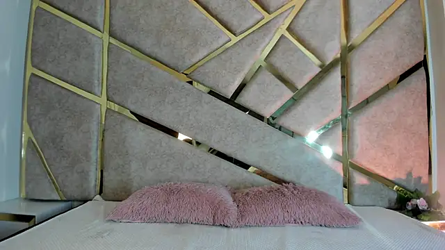 Zafiro claire online show from October 2025 10:43:02 PM