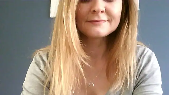 Ginger-bb online show from March 2026 07:49:02 AM