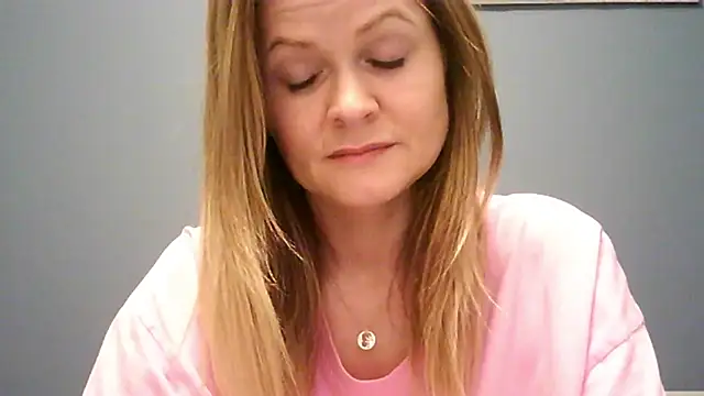 Ginger-bb online show from November 2025 06:39:02 AM