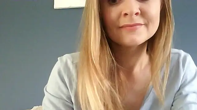 Ginger-bb online show from March 2026 07:39:01 AM