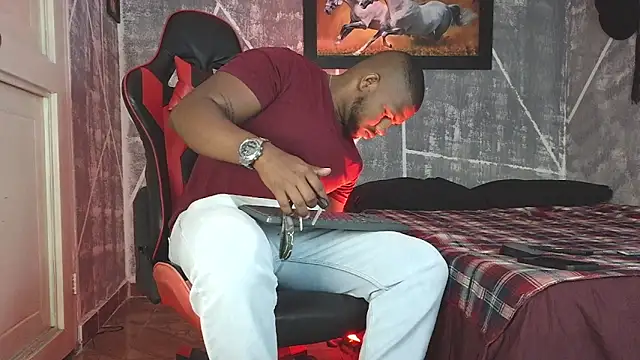 Snapshot of big_blackmen19 chatting on October 2025 01:01:01 PM big blackmen19 online show from October 2025 01:01:01 PM