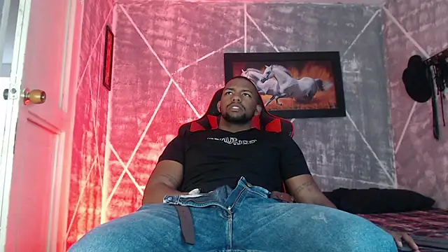 Snapshot of big_blackmen19 chatting on October 2025 03:22:01 PM big blackmen19 online show from October 2025 03:22:01 PM