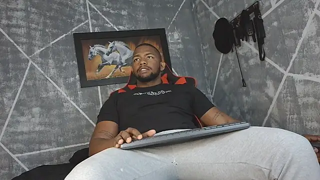 big blackmen19 online show from February 2026 01:11:01 PM