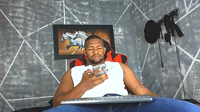 Snapshot of big_blackmen19 chatting on May 2026 01:40:01 PM big blackmen19 online show from May 2026 01:40:01 PM