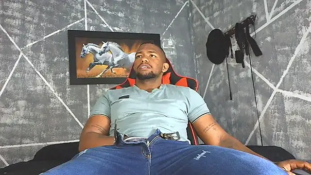 Snapshot of big_blackmen19 chatting on May 2026 01:52:02 PM big blackmen19 online show from May 2026 01:52:02 PM