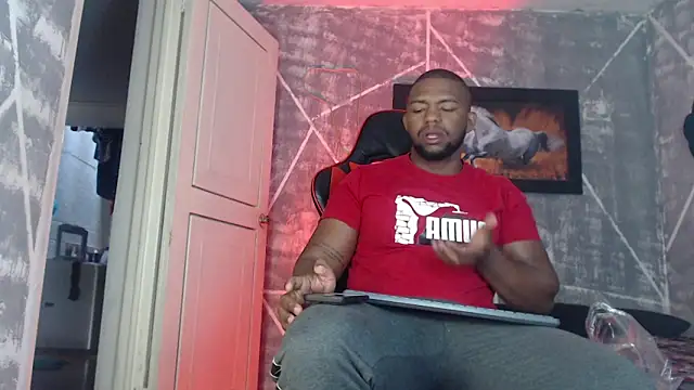 Snapshot of big_blackmen19 chatting on October 2025 12:15:02 PM big blackmen19 online show from October 2025 12:15:02 PM