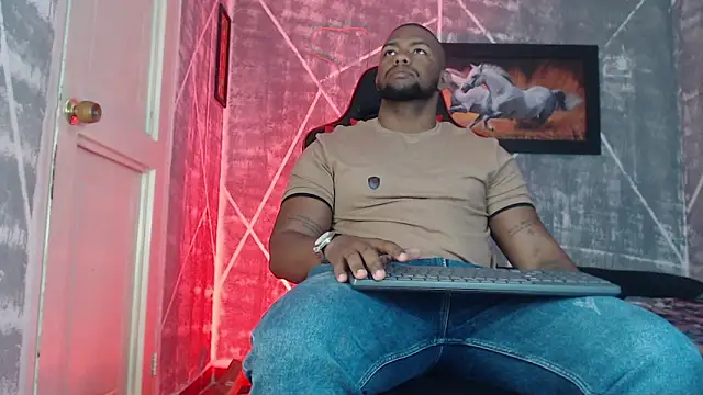 Snapshot of big_blackmen19 chatting on October 2025 12:17:01 PM big blackmen19 online show from October 2025 12:17:01 PM