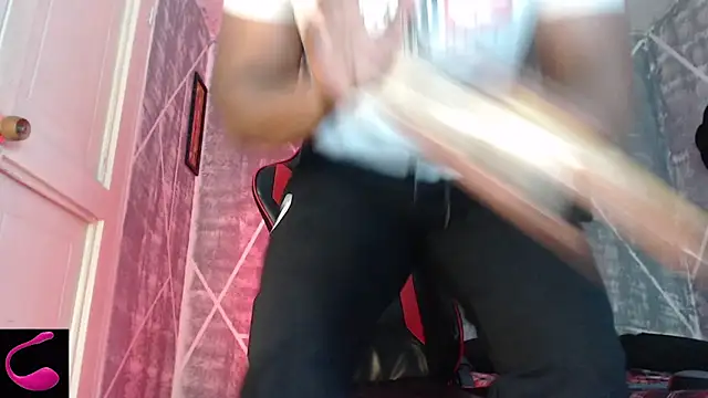 Snapshot of big_blackmen19 chatting on November 2025 05:12:02 PM big blackmen19 online show from November 2025 05:12:02 PM