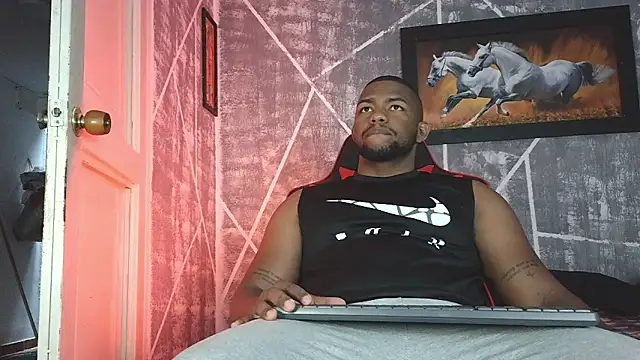 Snapshot of big_blackmen19 chatting on October 2025 12:46:01 PM big blackmen19 online show from October 2025 12:46:01 PM