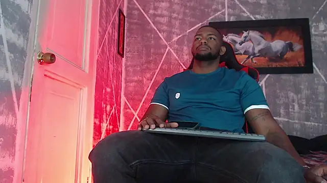 Snapshot of big_blackmen19 chatting on October 2025 01:08:01 PM big blackmen19 online show from October 2025 01:08:01 PM