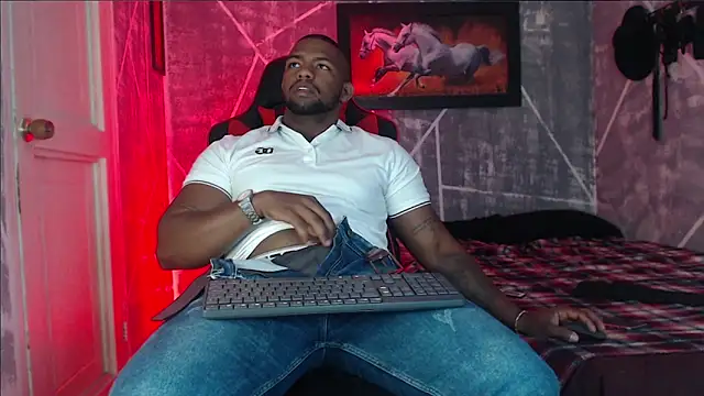 Snapshot of big_blackmen19 chatting on September 2025 01:17:02 PM big blackmen19 online show from September 2025 01:17:02 PM