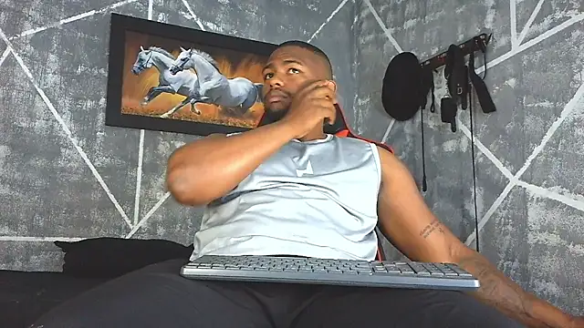 Snapshot of big_blackmen19 chatting on May 2026 01:32:01 PM big blackmen19 online show from May 2026 01:32:01 PM