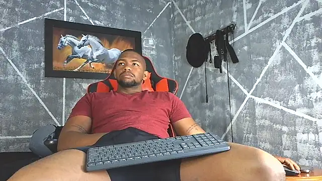 Snapshot of big_blackmen19 chatting on May 2026 02:22:01 PM big blackmen19 online show from May 2026 02:22:01 PM