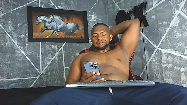 Snapshot of big_blackmen19 chatting on April 2026 07:32:01 PM big blackmen19 online show from April 2026 07:32:01 PM