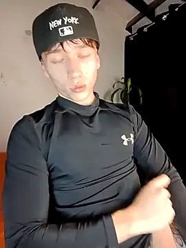 Snapshot of Logan_sixxer chatting on September 2025 09:44:02 PM Logan sixxer online show from September 2025 09:44:02 PM