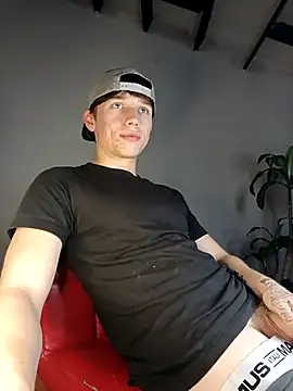 Snapshot of Logan_sixxer chatting on November 2025 09:30:02 PM Logan sixxer online show from November 2025 09:30:02 PM