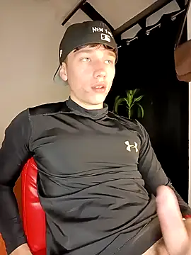 Snapshot of Logan_sixxer chatting on September 2025 03:35:01 AM Logan sixxer online show from September 2025 03:35:01 AM