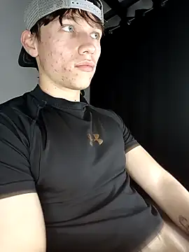 Snapshot of Logan_sixxer chatting on November 2025 04:28:02 AM Logan sixxer online show from November 2025 04:28:02 AM