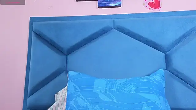 BellaaRossy online show from May 2026 01:57:16 AM