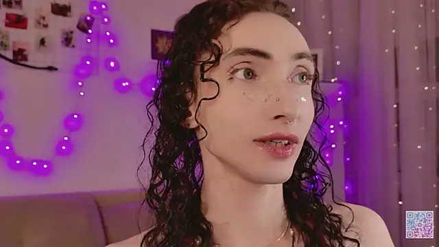 Queen of tease online show from April 2026 11:35:02 PM