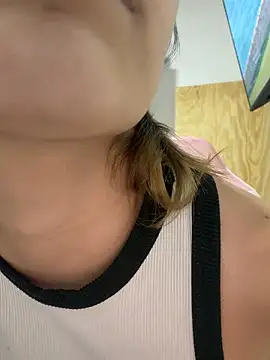 Snapshot of Babylovetiernax chatting on October 2025 05:28:02 AM Babylovetiernax online show from October 2025 05:28:02 AM