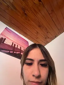 Snapshot of Babylovetiernax chatting on November 2025 06:14:01 PM Babylovetiernax online show from November 2025 06:14:01 PM