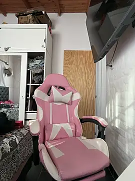 Babylovetiernax online show from March 2026 08:36:02 PM