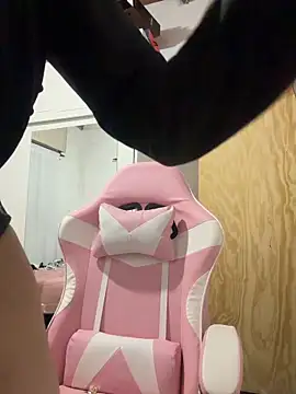 Snapshot of Babylovetiernax chatting on October 2025 03:05:02 AM Babylovetiernax online show from October 2025 03:05:02 AM